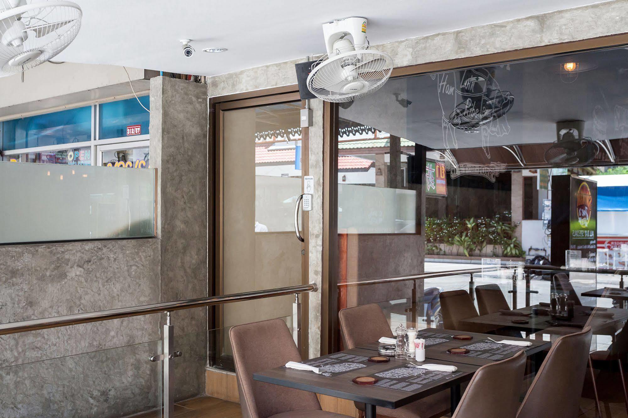 Steak And Co. Boutique Hotel Pattaya Esterno foto